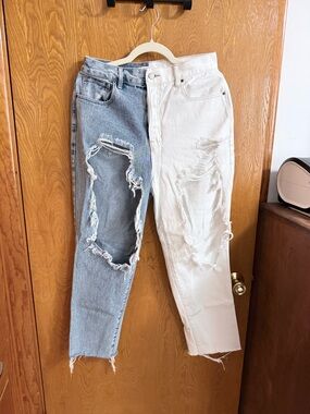 PacSun Two-Tone Distressed Boyfriend Jeans - Blue & White